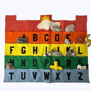 Vtg 1983 Reed Galleries Felt Alphabet Animal Pocket Wall Hanging Rainbow Teacher